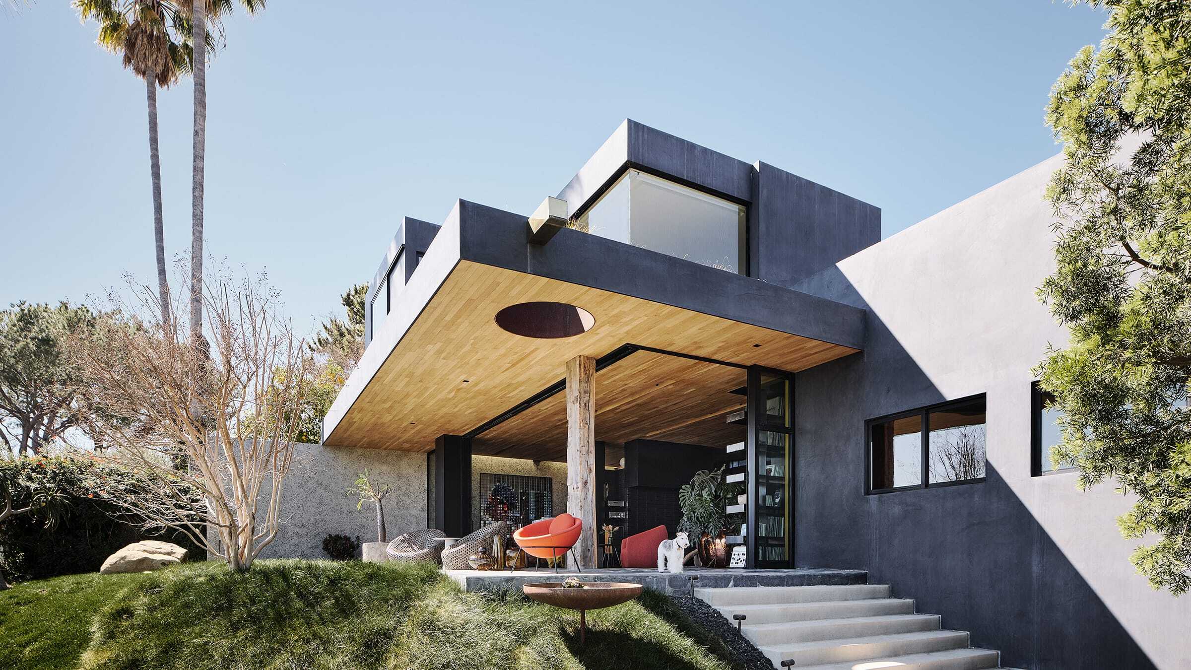 Ridge residence